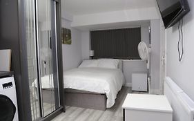 A A Guest Rooms Nightingale Chalet
